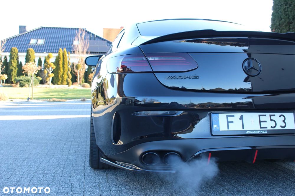 Mercedes-Benz Klasa E AMG 53 4Matic+ AMG Speedshift TCT-9G - 16