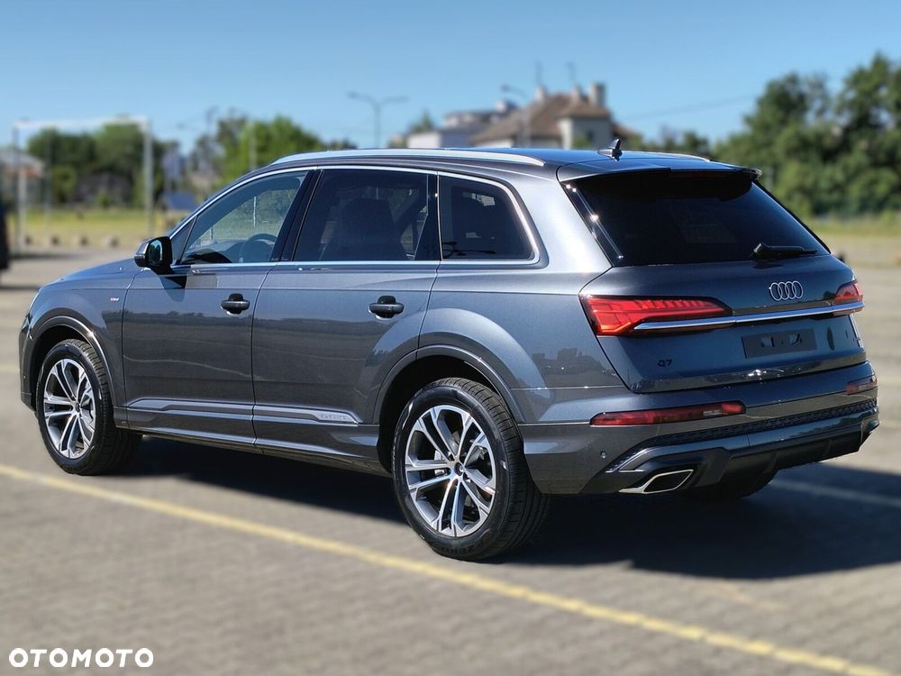 Audi Q7 - 8