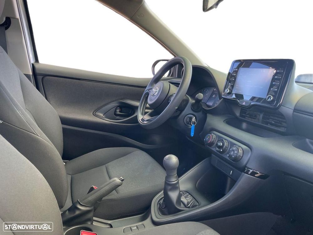 Toyota Yaris - 11