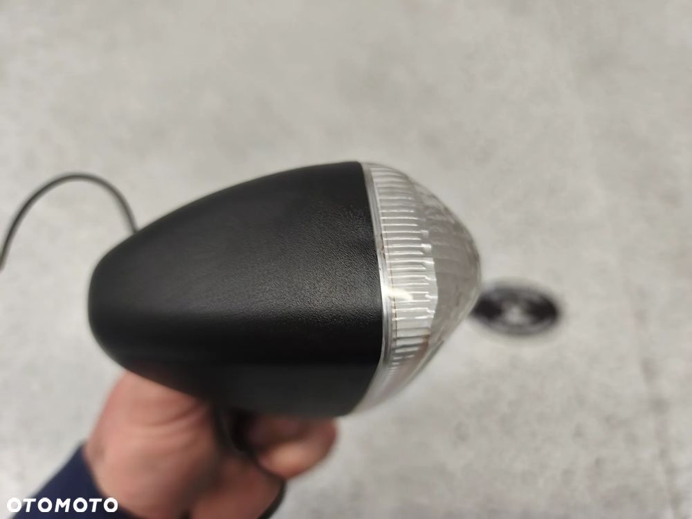 Kierunkowskaz prawy tył Suzuki GSX-R 1300 GSXR 1300 Hayabusa 1300 - 7