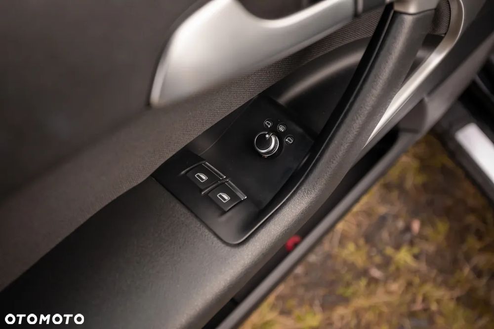 Audi A3 3-drzwiowe 2.0 TDI Ambition S tronic - 21