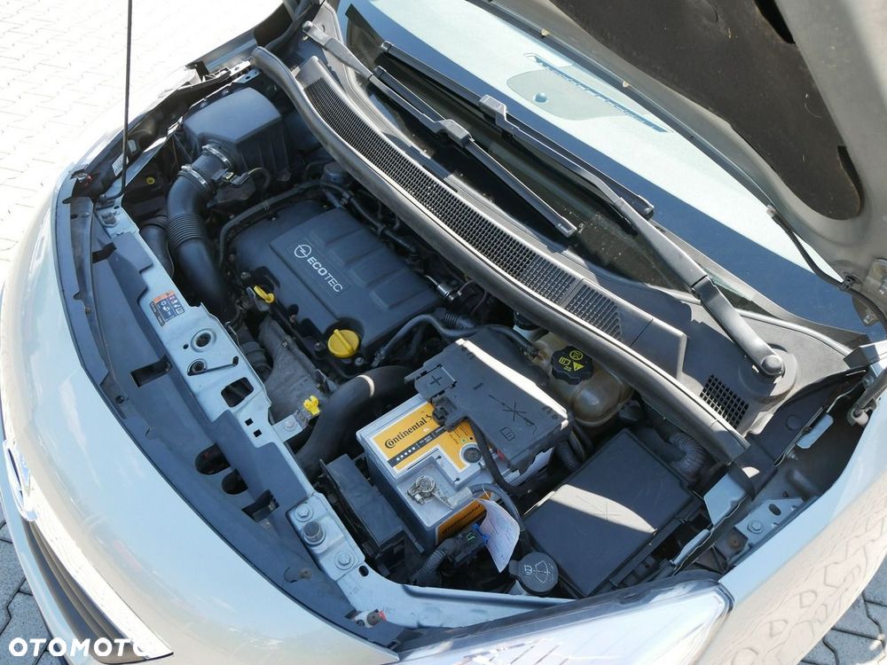 Opel Meriva 1.4 T Enjoy - 26