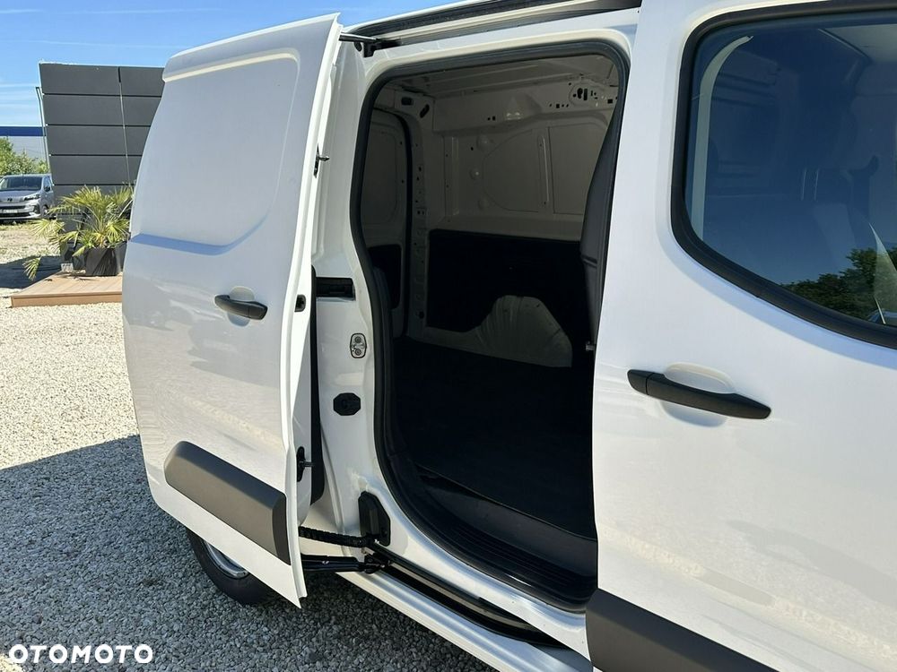 Toyota Proace City - 12