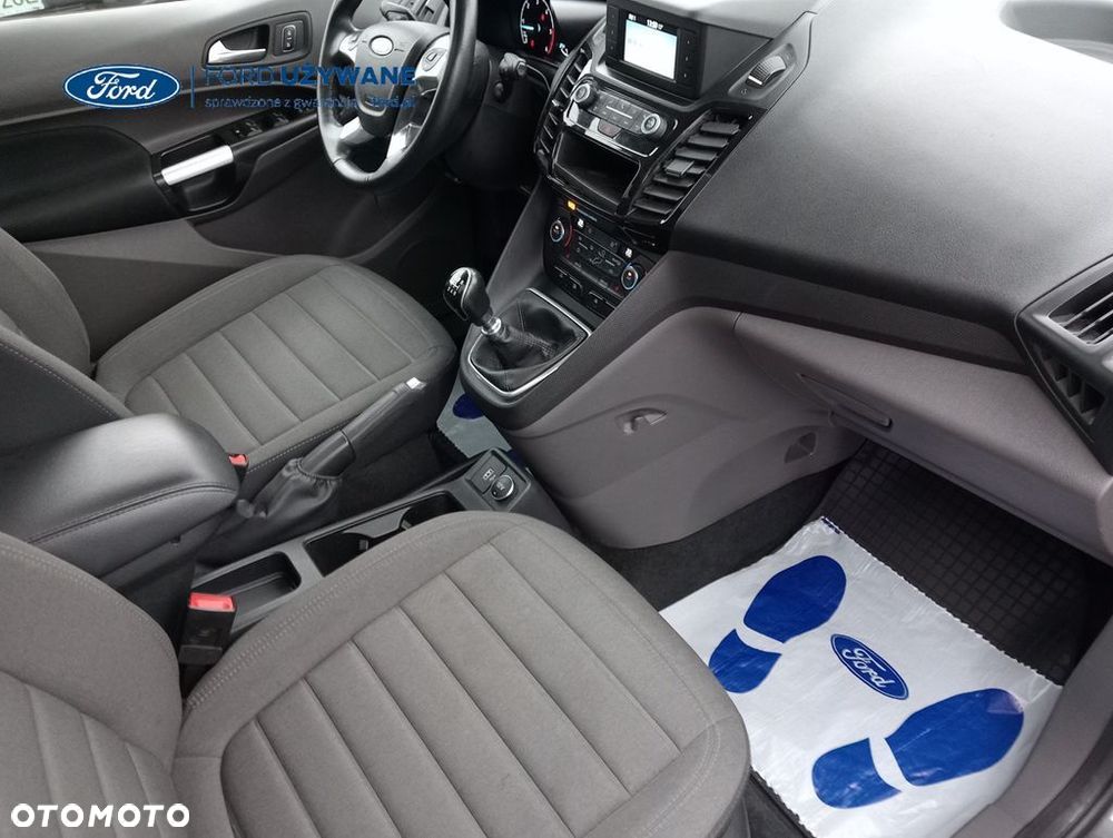 Ford Tourneo Connect - 19