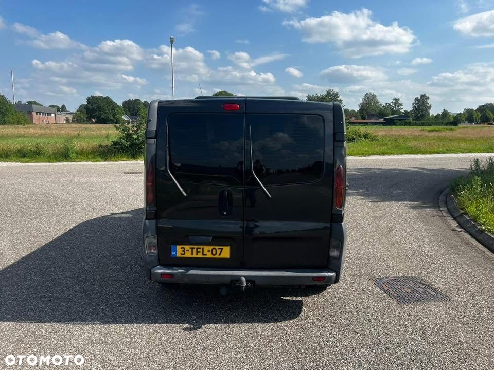 Renault Trafic - 8