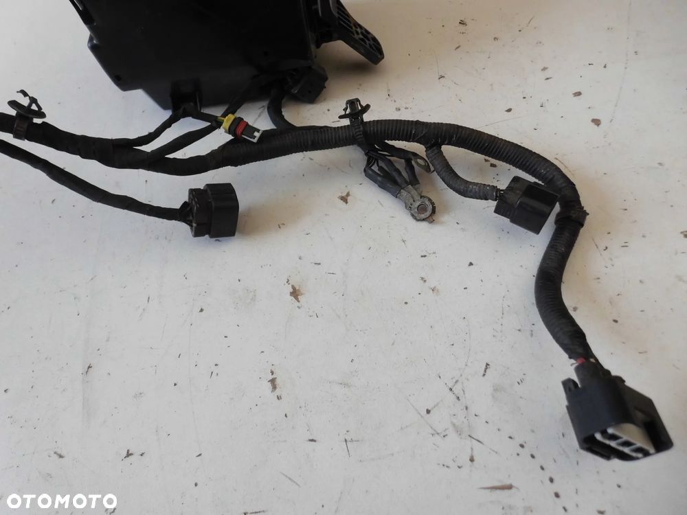 PUSZKA SKRZYNKA OBUDOWA BEZPIECZNIKÓW KIA CEED I LIFT HYUNDAI I30 1.4 16V - 7