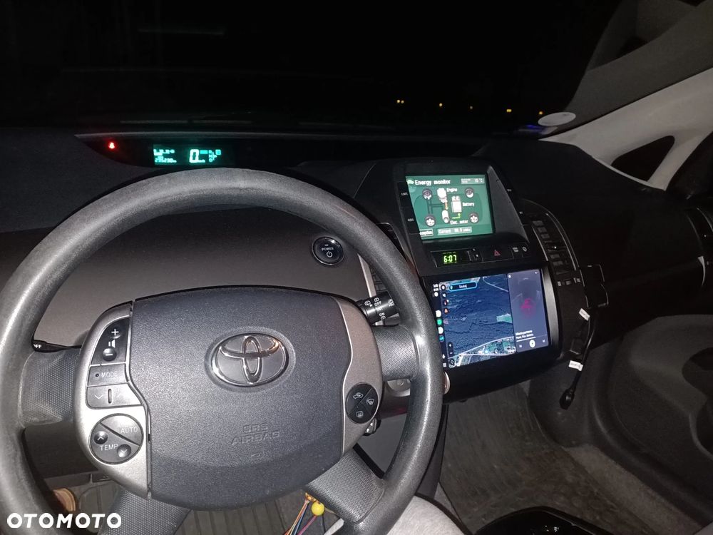 Toyota Prius 1.5 VVT-i Prestige - 7