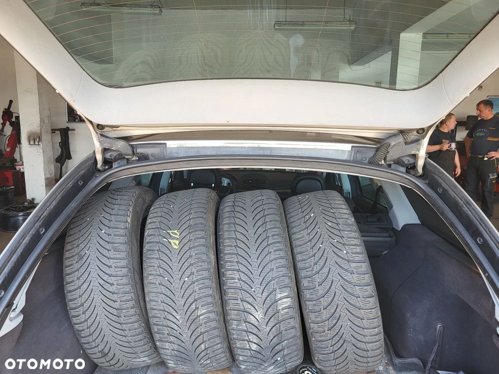 Mercedes-Benz Klasa E 320 CDI T Avantgarde - 22