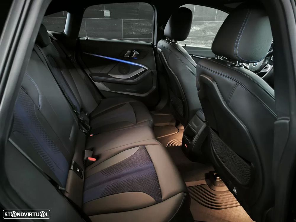 BMW 216 Gran Coupé d Pack Desportivo M - 25