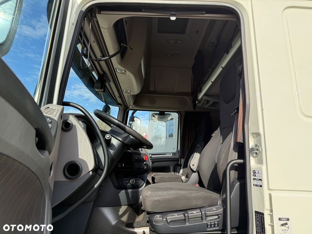 DAF 480XF - 7