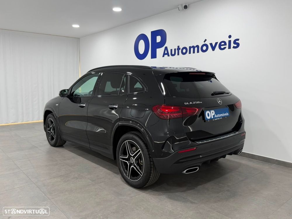Mercedes-Benz GLA 250 e AMG Line - 4