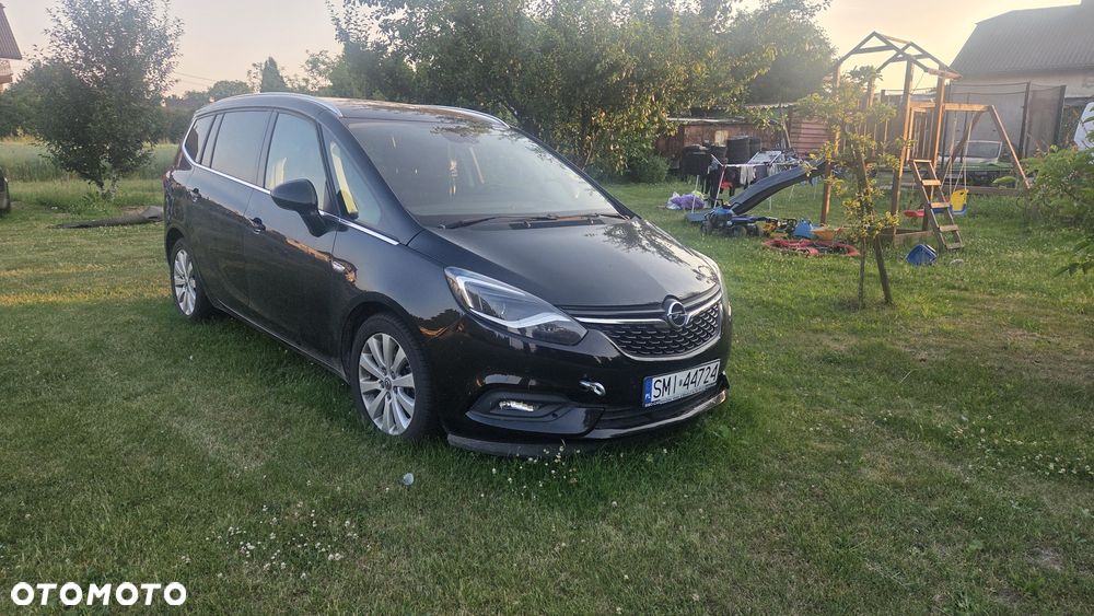 Opel Zafira - 1