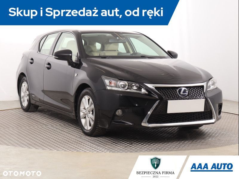 Lexus CT - 2