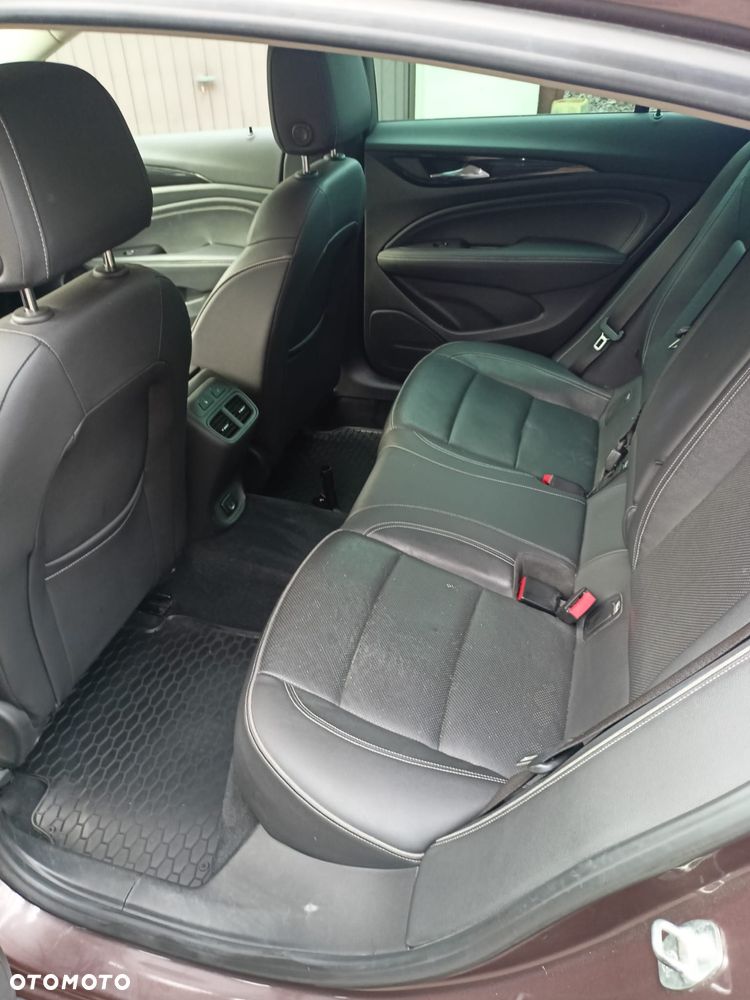 Opel Insignia 2.0 T 4x4 Innovation S&S - 8