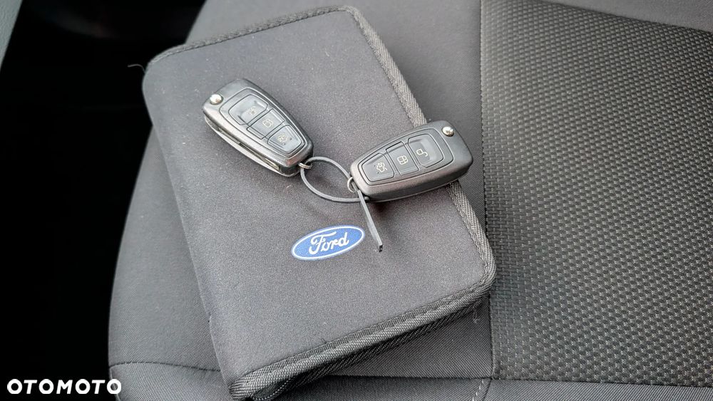 Ford Focus 1.6 FF Trend - 20