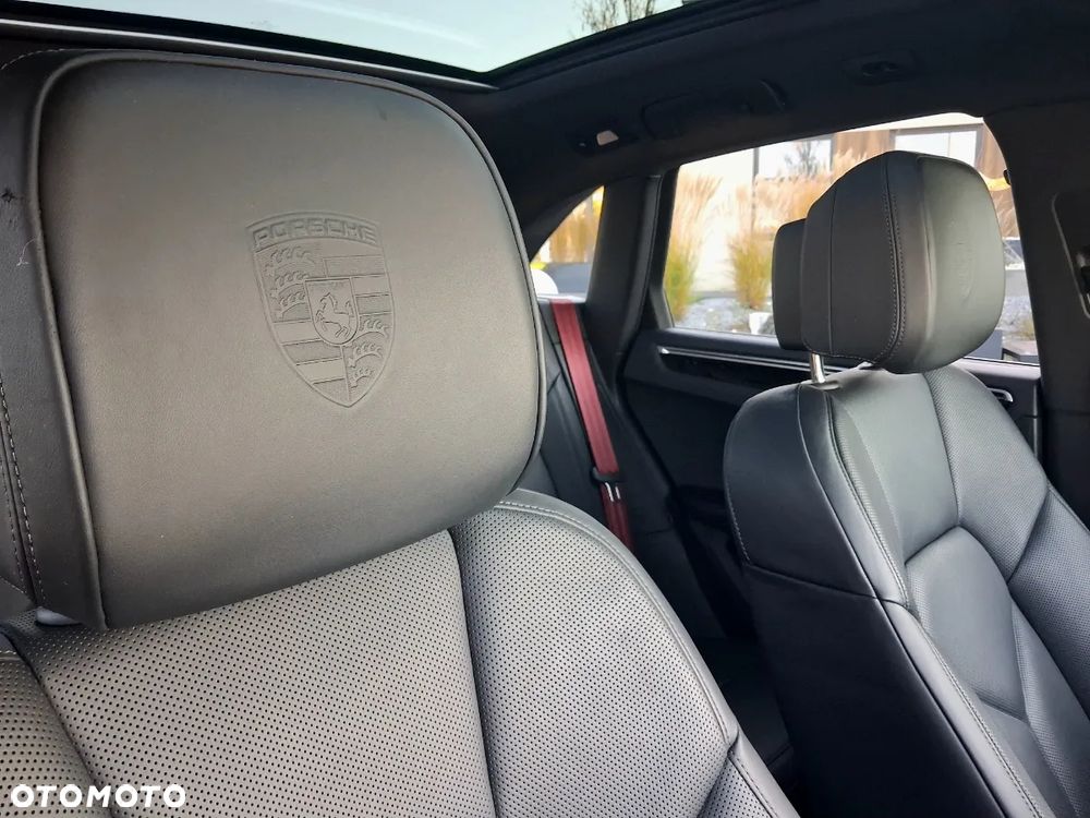 Porsche Macan S - 24