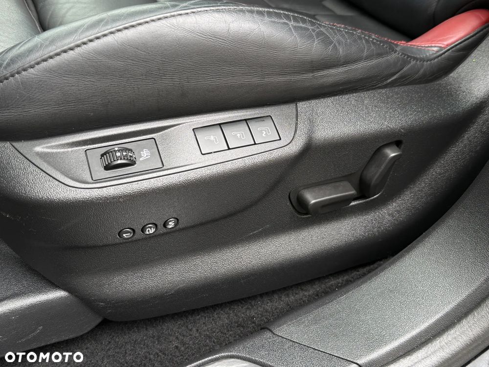 Citroën DS5 Hybrid4 EGS6 SportChic - 16