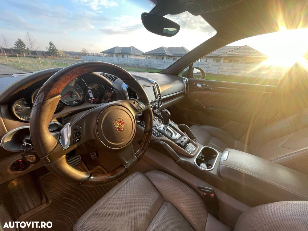 Porsche Cayenne S Tiptronic S - 2