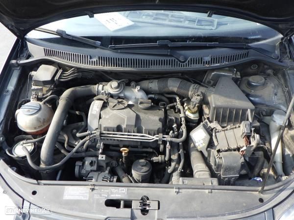 Para Peças Volkswagen Polo (9N_) - 1