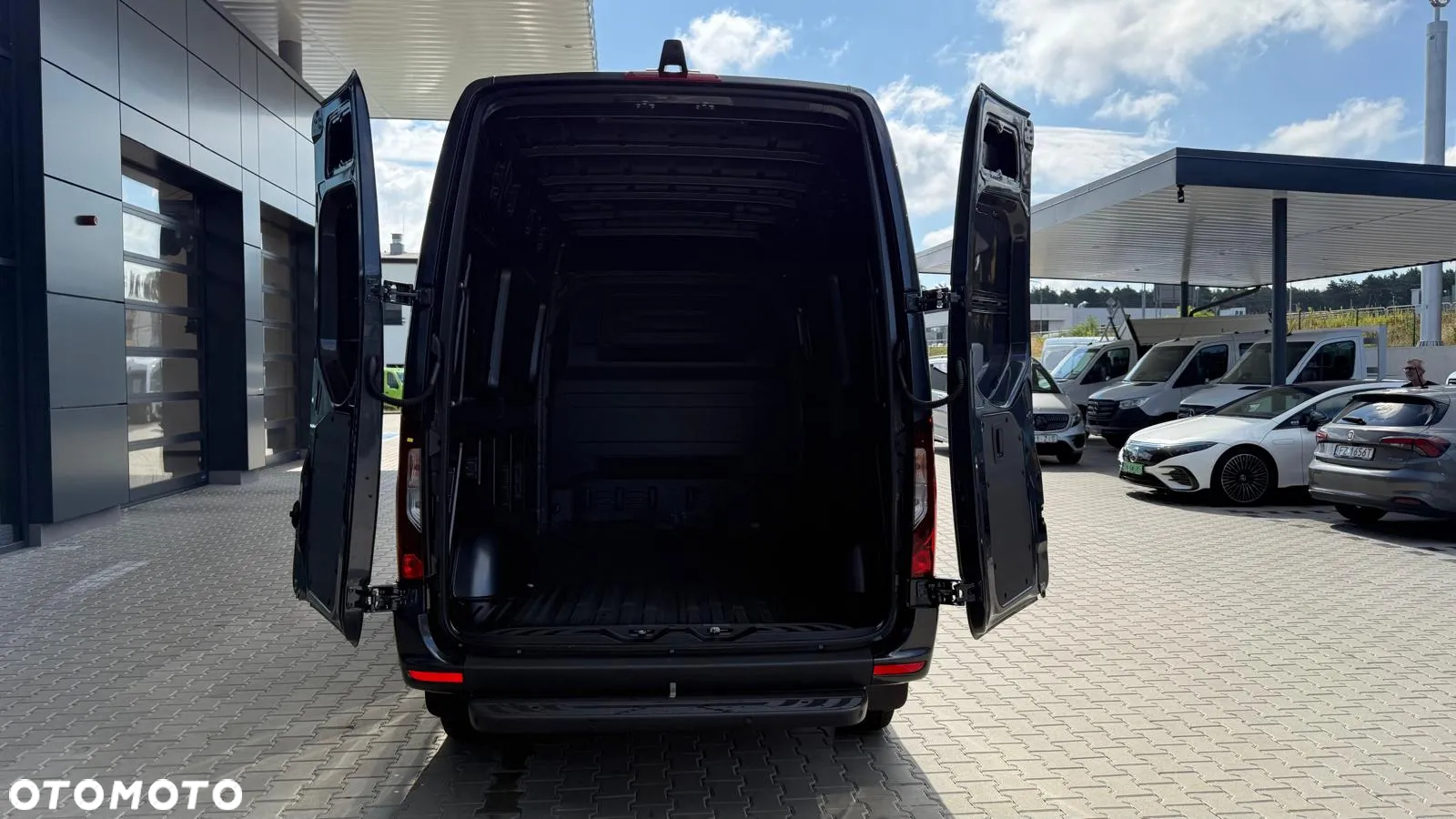 Mercedes-Benz Sprinter Furgon 319 CDI standard SELECT - 16