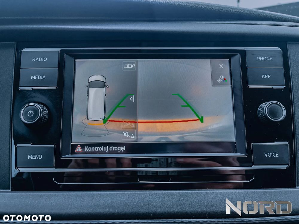 Volkswagen Transporter T6.1 4MOTION DSG 4x4 - 17