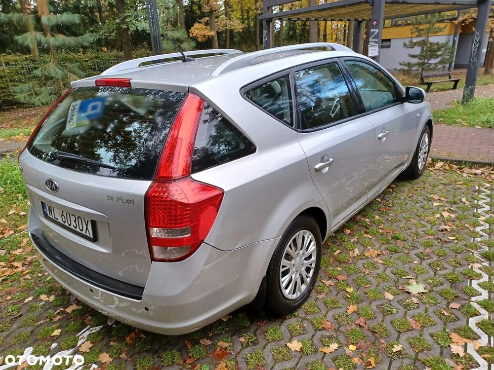 Kia Ceed Cee'd 1.6 Comfort - 4