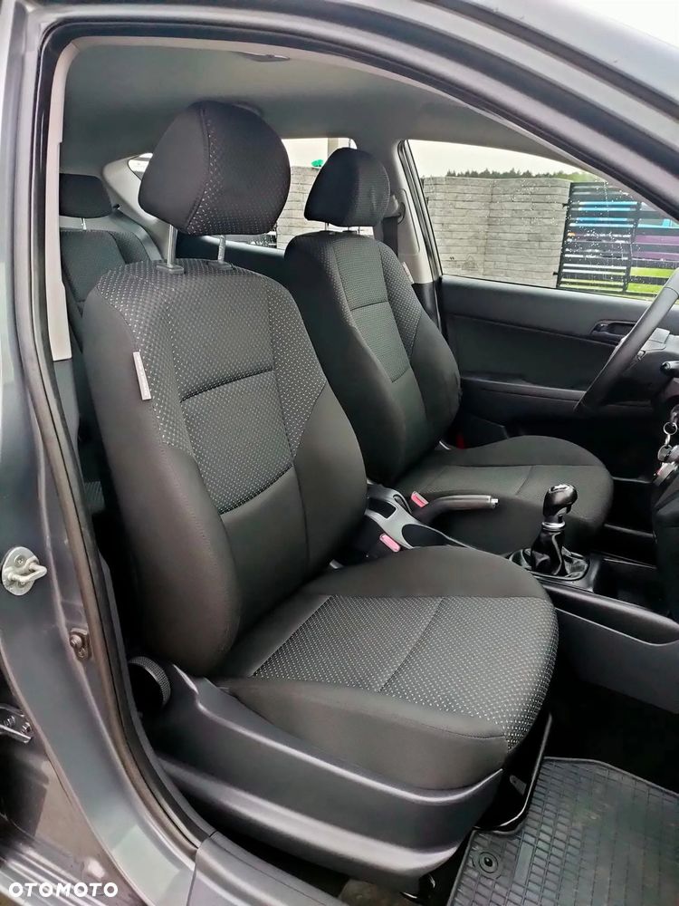 Hyundai i30 1.4 Comfort - 4
