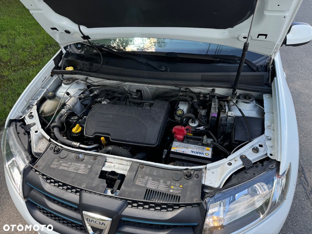 Dacia Sandero 1.2 16V 75 Laureate - 19