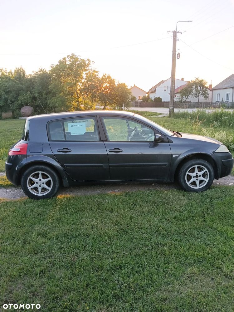 Renault Megane 1.6 16V Confort Authentique - 4