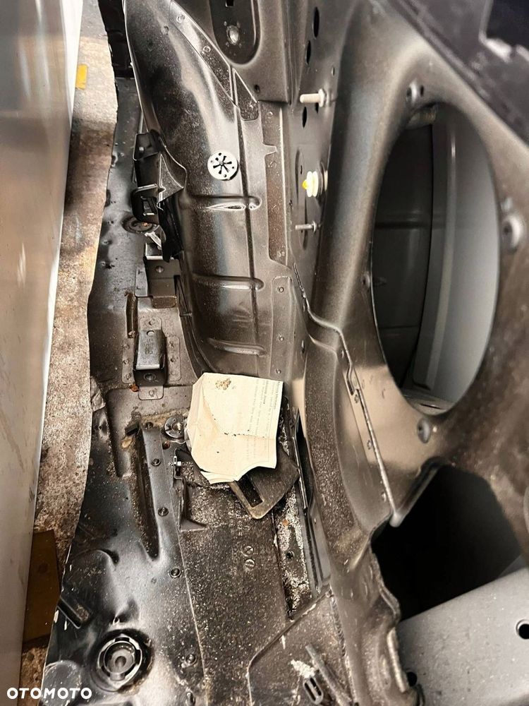 Audi TT TTS Mk2 8J 2008 Ćwiartka tylna Prawa strona LZ9Y ALU - 9