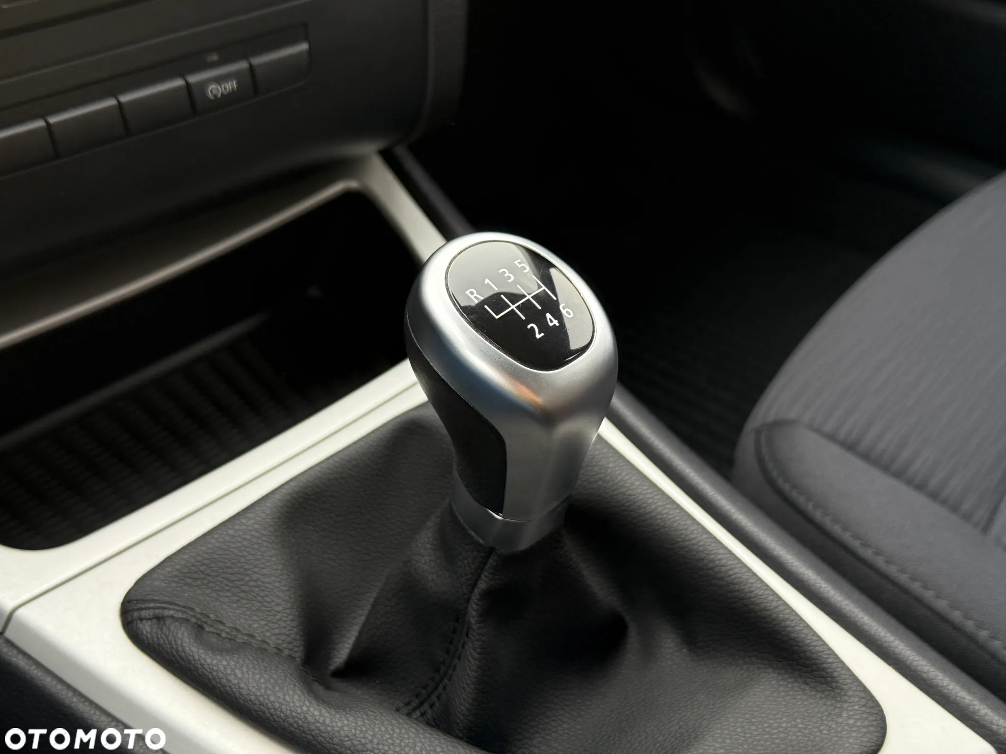 BMW Seria 1 116i - 11