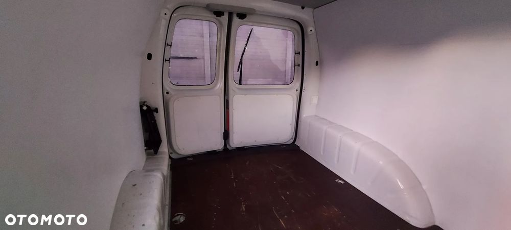 Volkswagen CADDY - 23