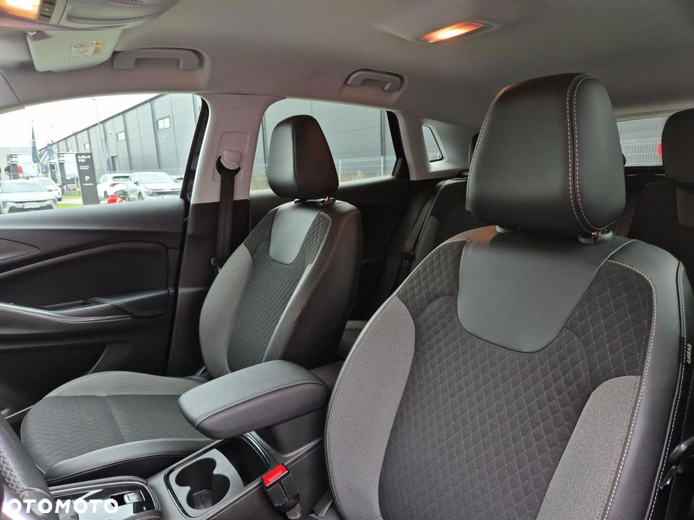 Opel Grandland X - 12