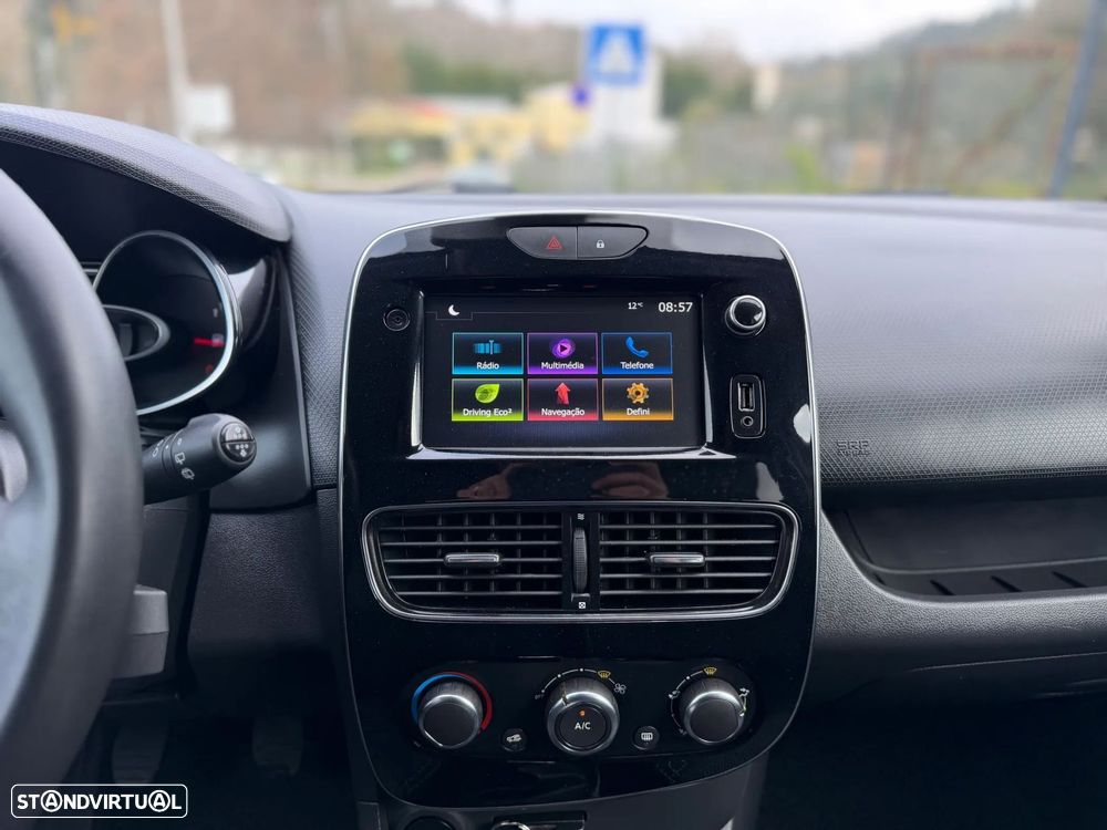 Renault Clio 0.9 TCe Limited - 23