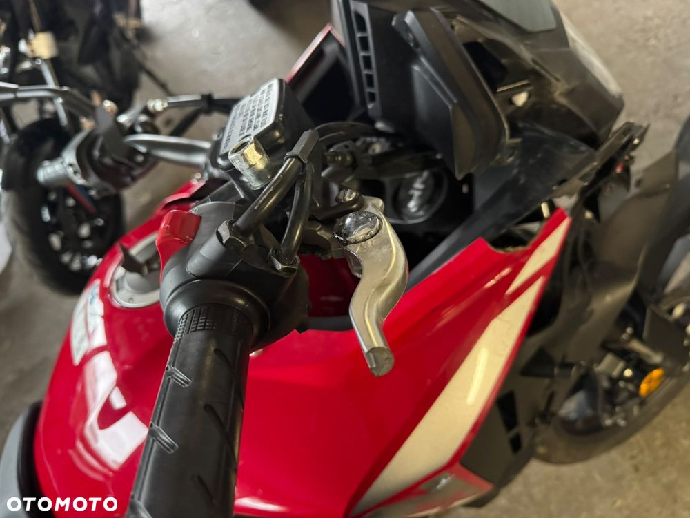 Honda CB - 10
