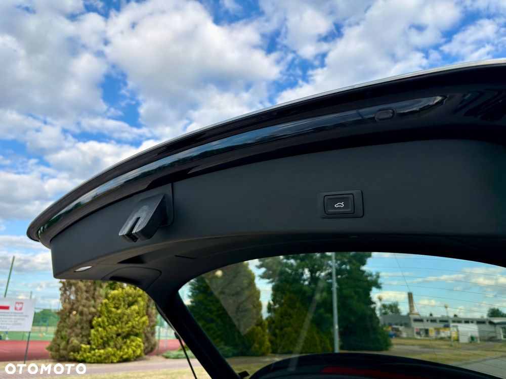 Audi A6 Avant 2.0 TDI ultra S tronic - 33