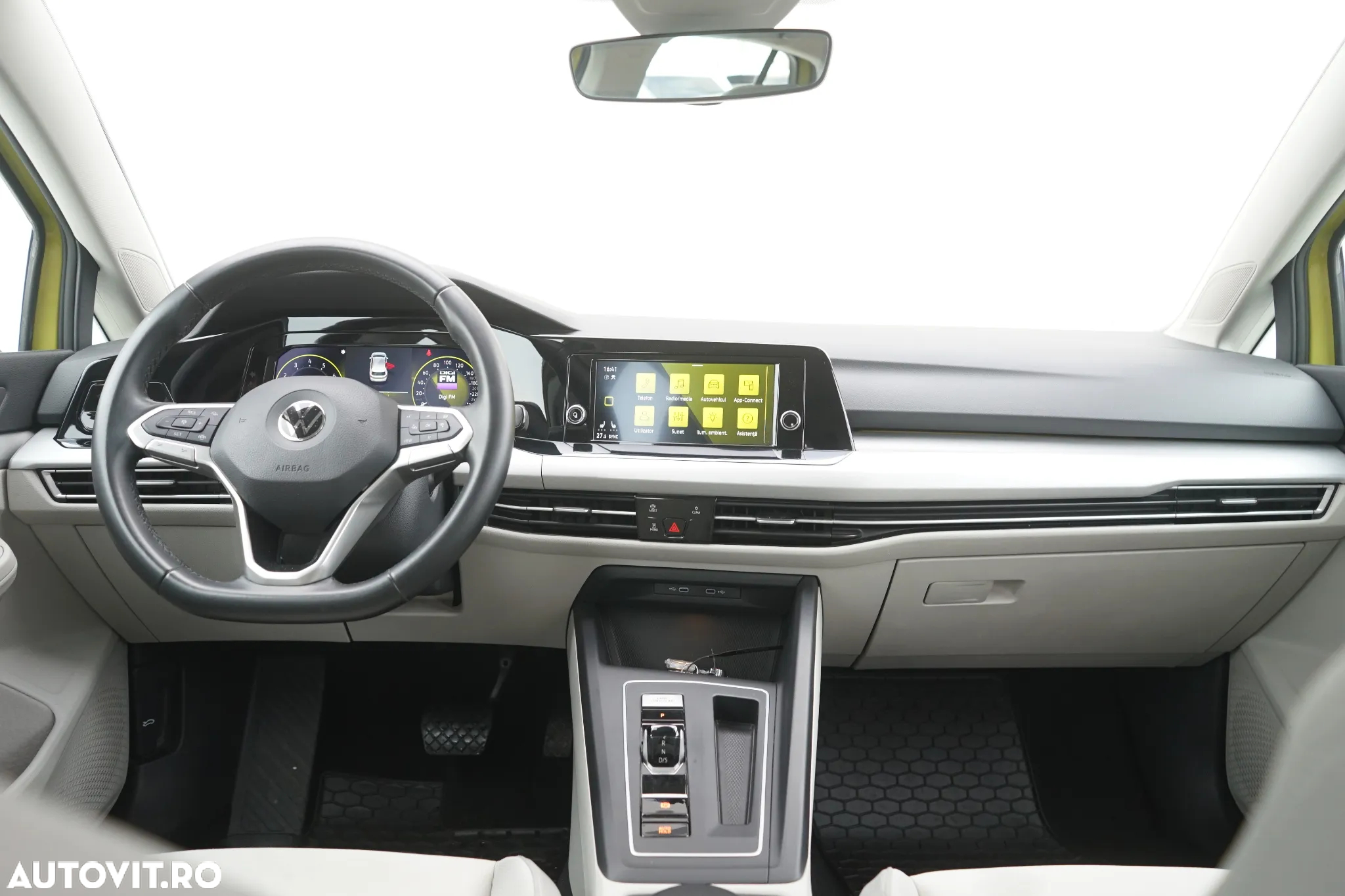 Volkswagen Golf 1.5 eTSI ACT DSG MHEV Life - 23