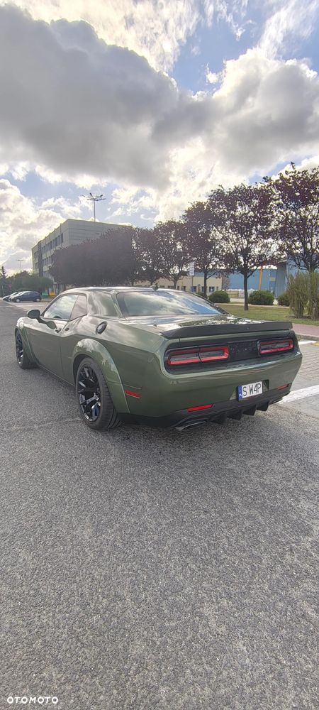 Dodge Challenger 5.7 R/T - 5