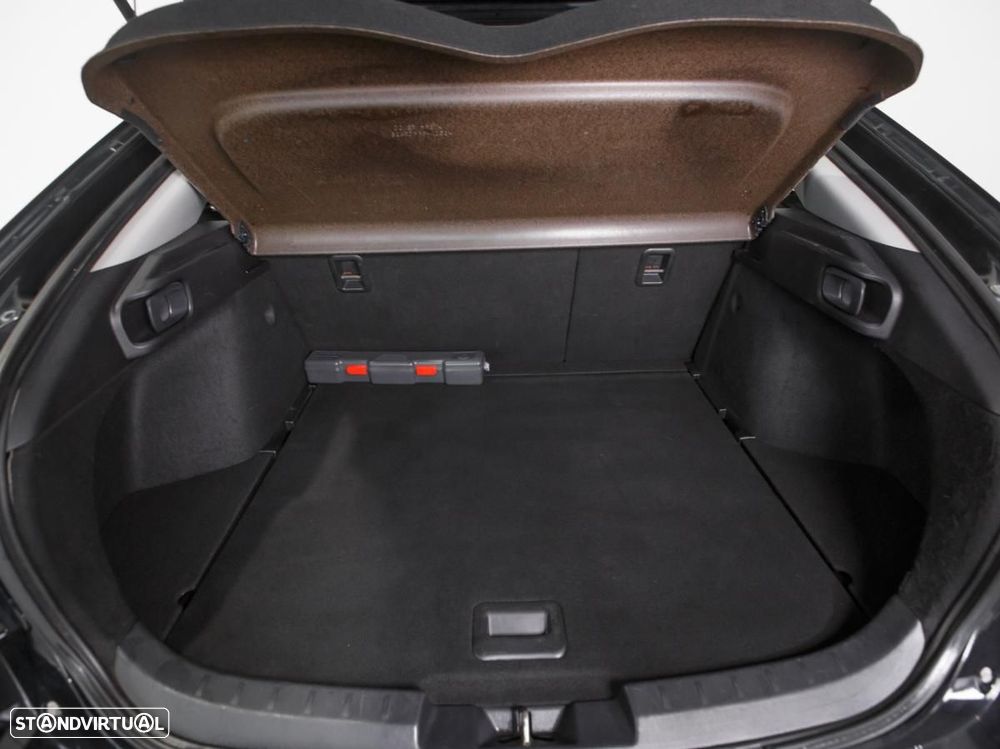 Mitsubishi Lancer - 12