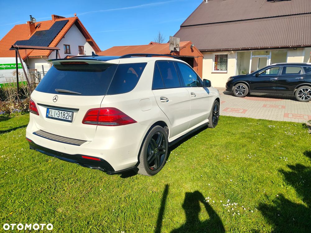 Mercedes-Benz GLE - 4