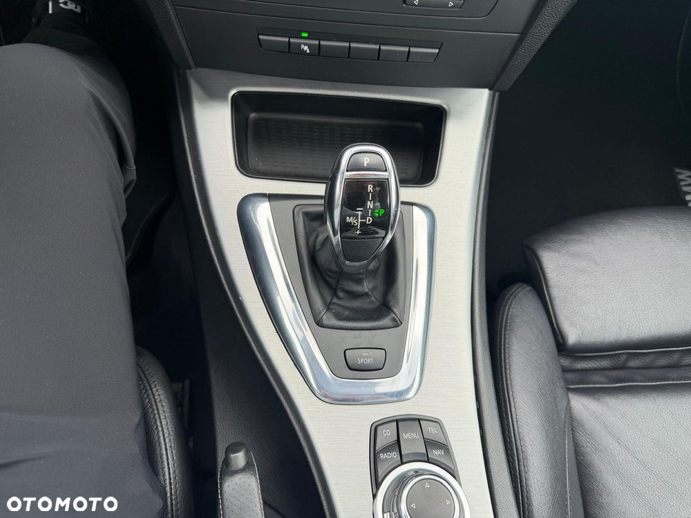 BMW Seria 3 335i Edition Exclusive - 22