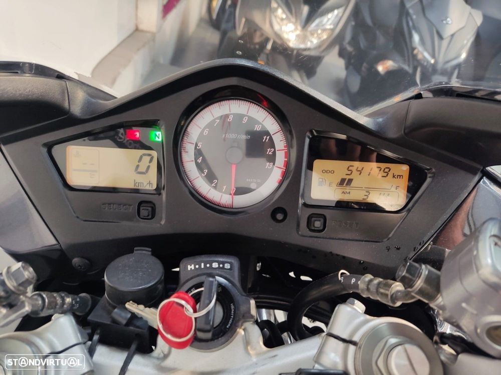 Honda VFR 800 - 5
