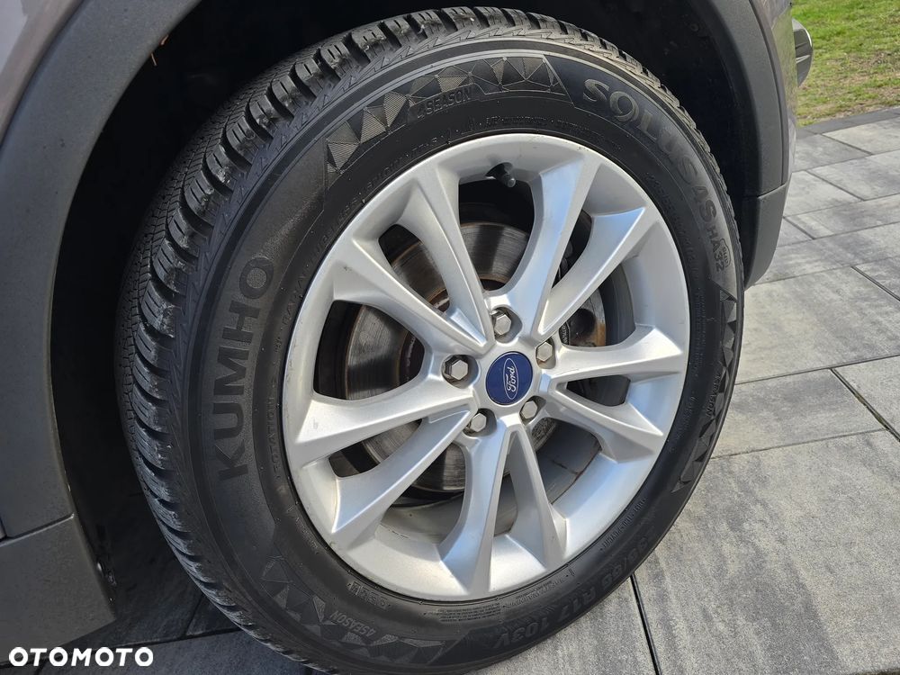 Ford Kuga 2.0 TDCi 2x4 Titanium - 36