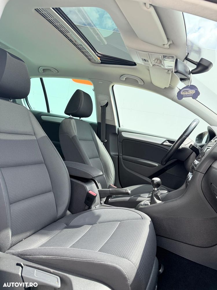 Volkswagen Golf 1.2 TSI BlueMotion Technology Team - 18