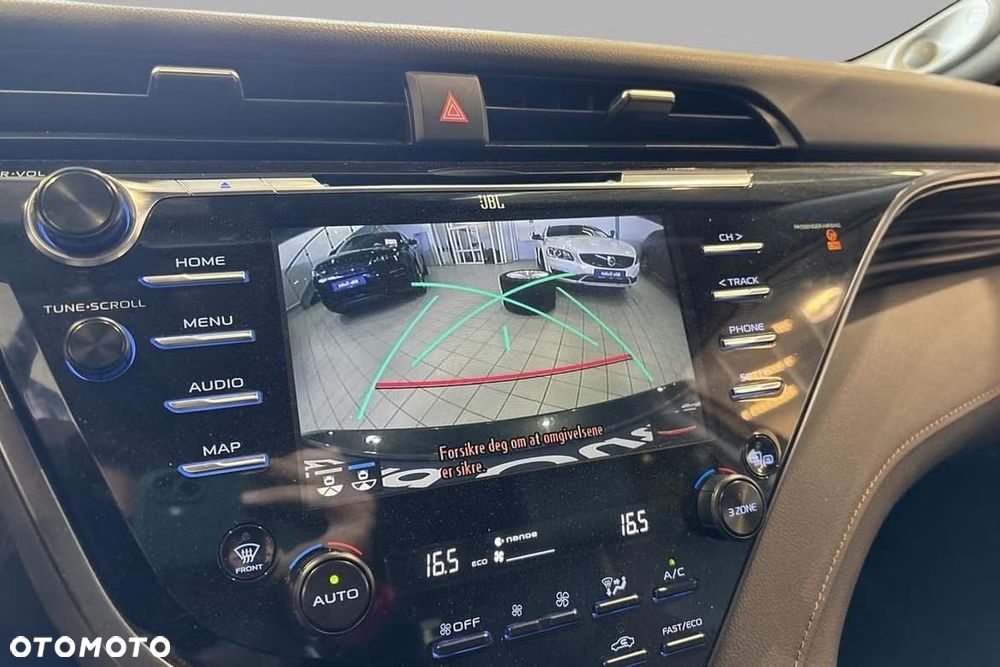 Toyota Camry 2.5 Hybrid Executive CVT - 15