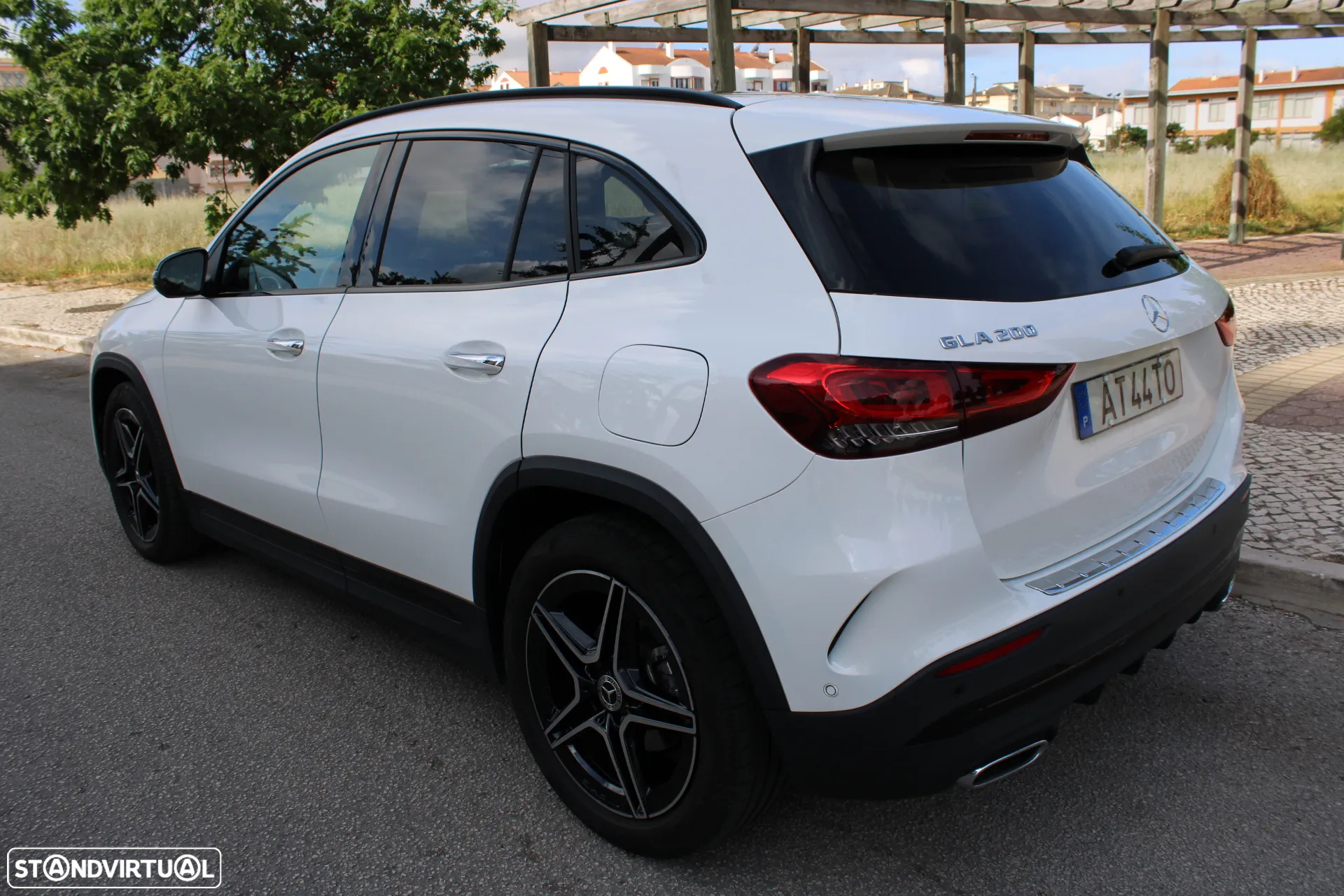 Mercedes-Benz GLA 200 AMG Line - 4
