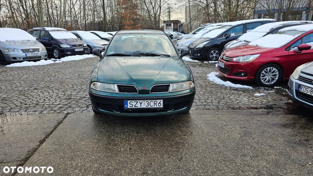 Mitsubishi Carisma 1.8 GDI Avance - 1