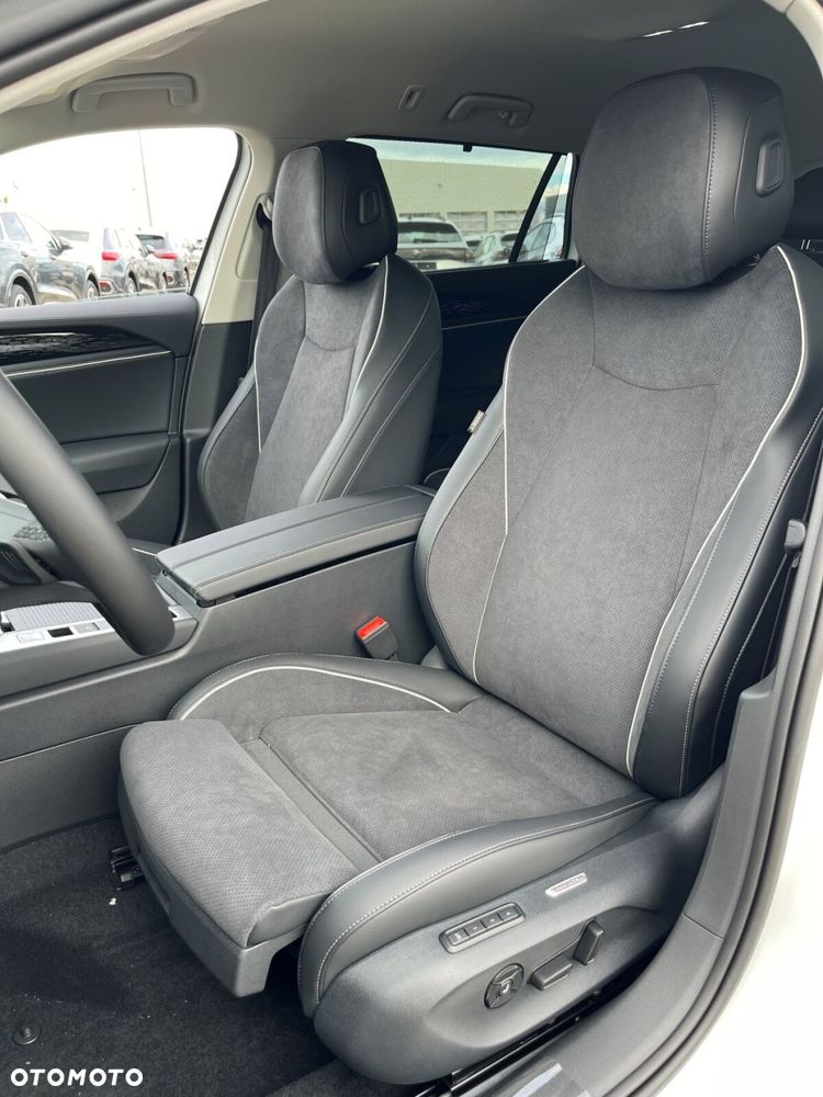 Volkswagen Passat Variant 2.0 TDI SCR Business Plus DSG - 9