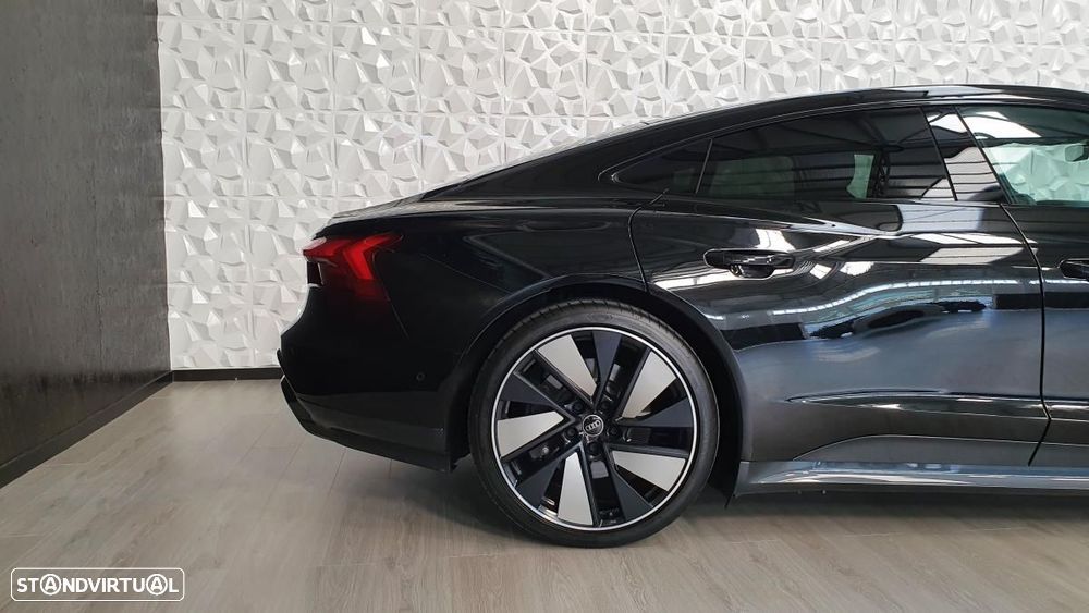Audi e-tron GT quattro - 23