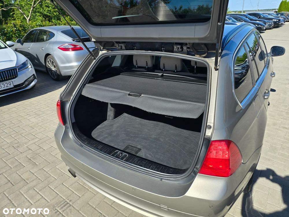 BMW Seria 3 - 20